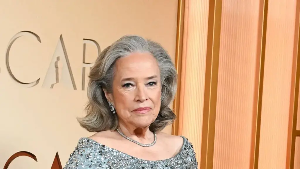 kathy bates — CA news