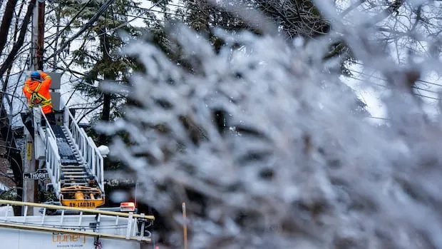 quebec power outages freezing rain — CA news