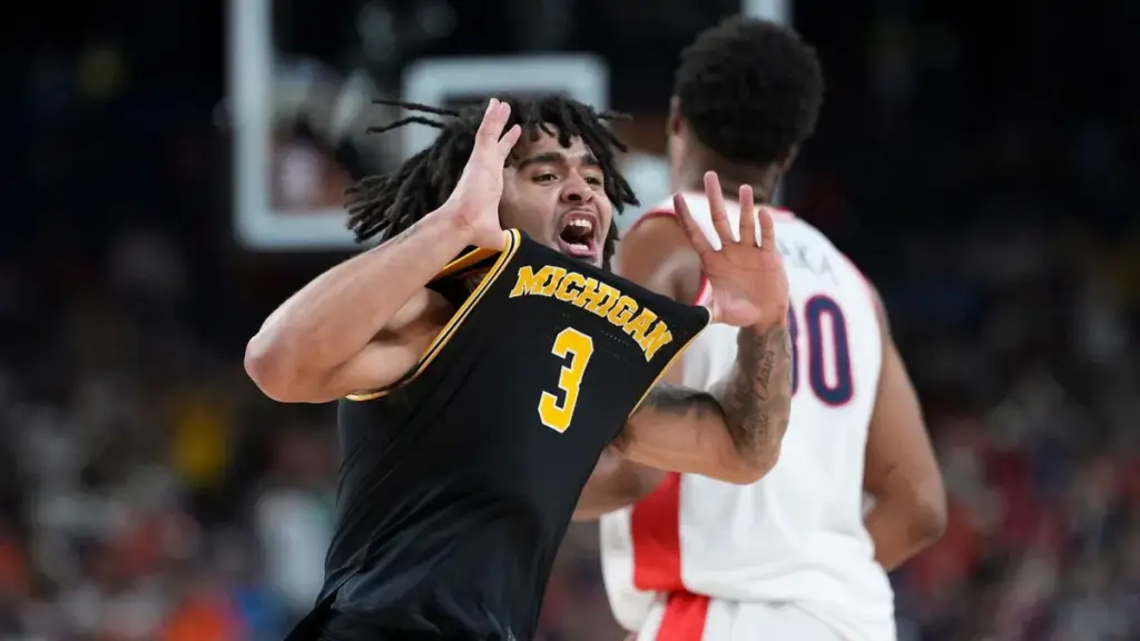 uconn — CA news