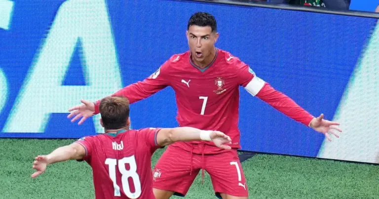 World Cup 2026: Colombia 0-0 Portugal - Davinson Sanchez's late goal ruled out for offside as Colombia finish top of Group K with Portugal runners-up