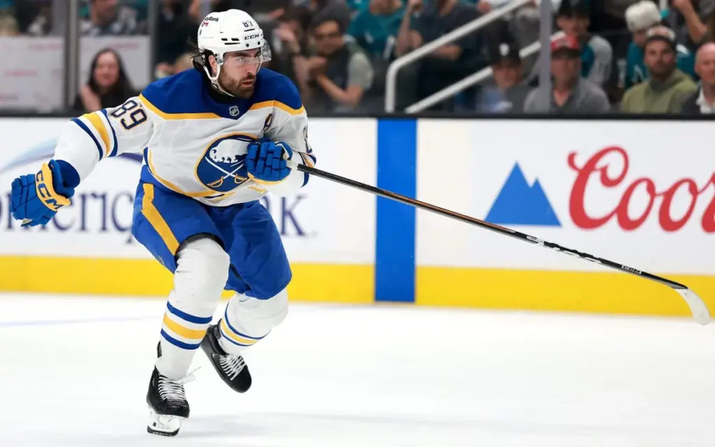 Capitals acquire Alex Tuch in sign-and-trade with Sabres