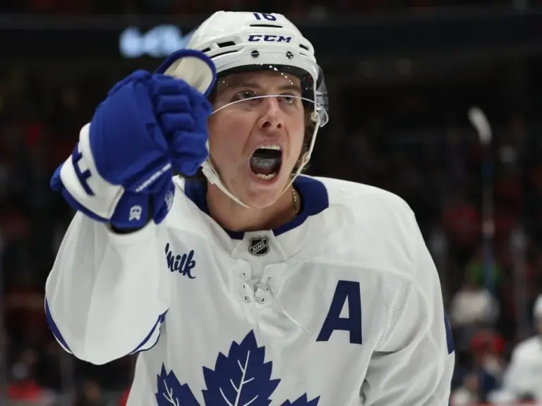 Mitch Marner 'never protected' by Maple Leafs, agent says