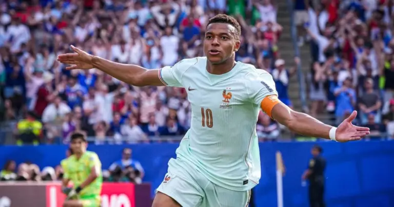 Should Mikel Merino start for Spain against France? - DAZN