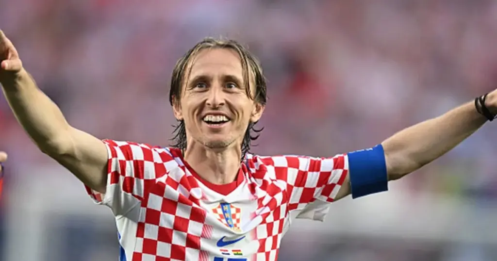 World Cup fever engulfs Toronto for critical Ronaldo vs. Modric match - Global News