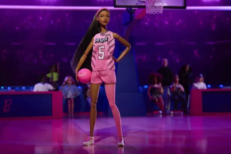 Angel Reese breaks the internet with stunning Barbie look at WNBA All-Star Game - Yahoo Sports Canada