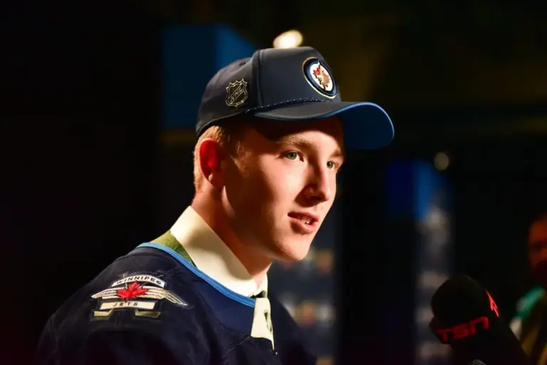 Jets' Viggo Bjorck makes crucial decision on team for upcoming season - Yahoo Sports Canada
