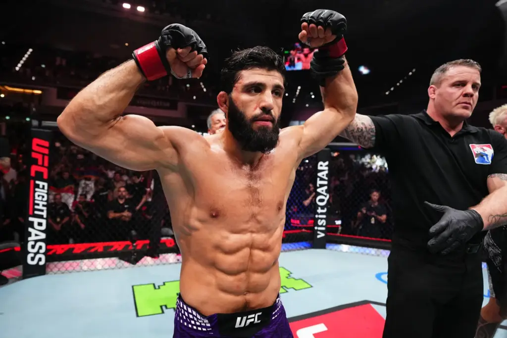Live Now! UFC Oklahoma City ‘Du Plessis vs. Usman’ play-by-play, results & round scoring