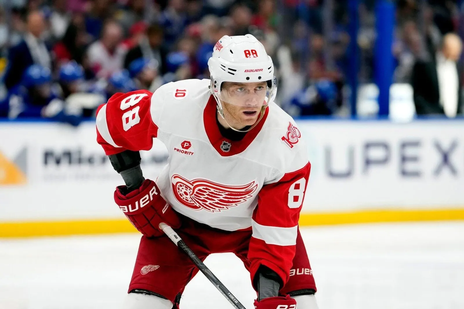 Patrick Kane rejoins the Chicago Blackhawks, agreeing to a $16 million, 2-year contract